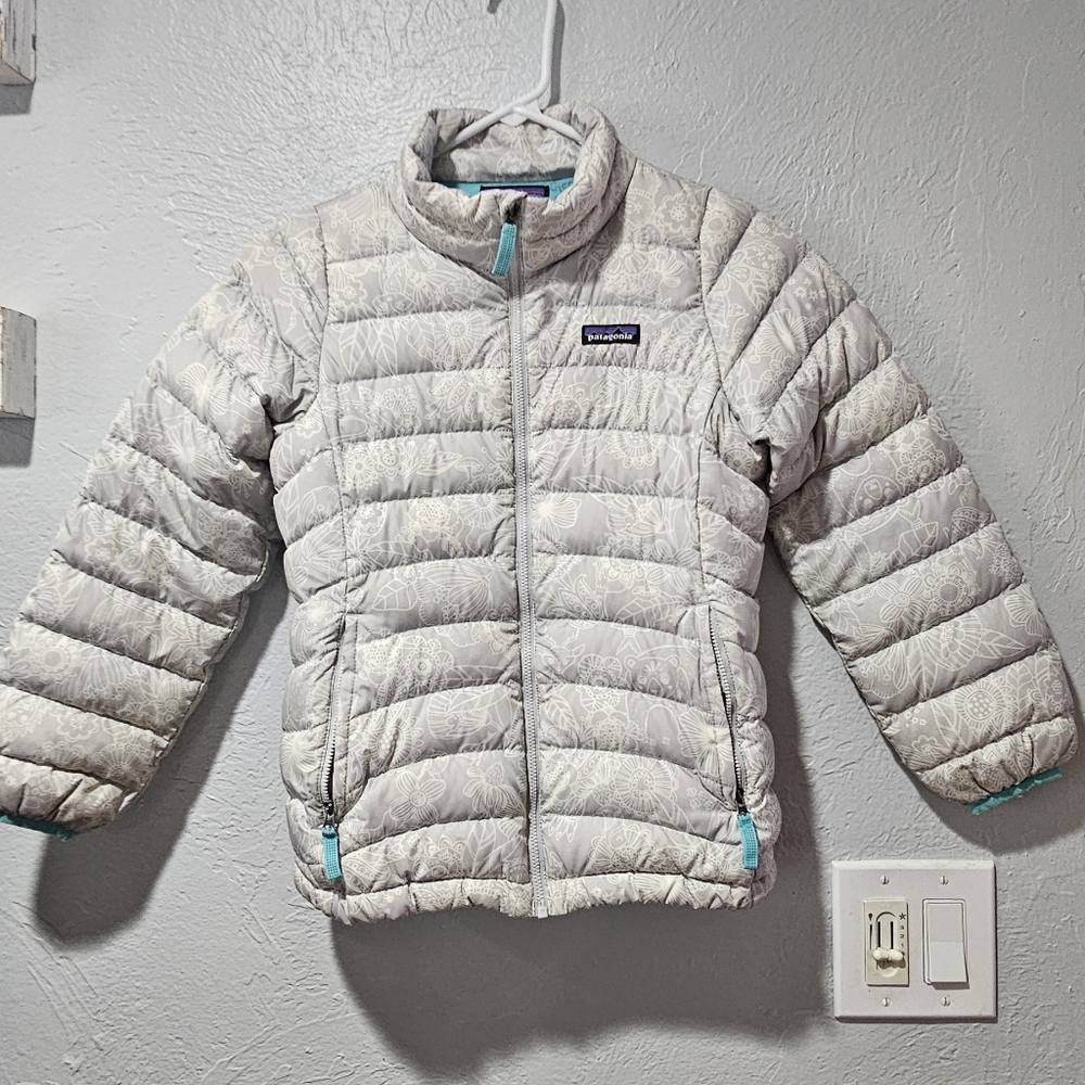 Patagonia White/gray Puffer Jacket